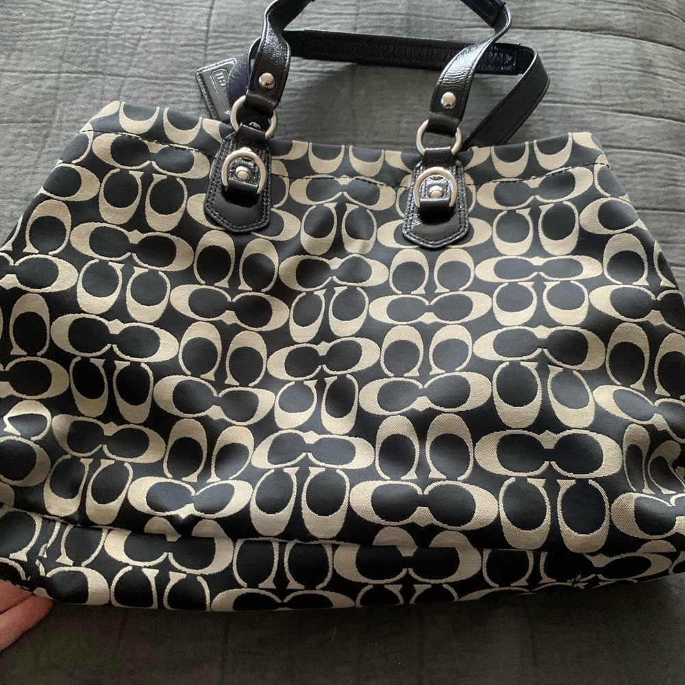 Coach Purse - Picture 2 of 4